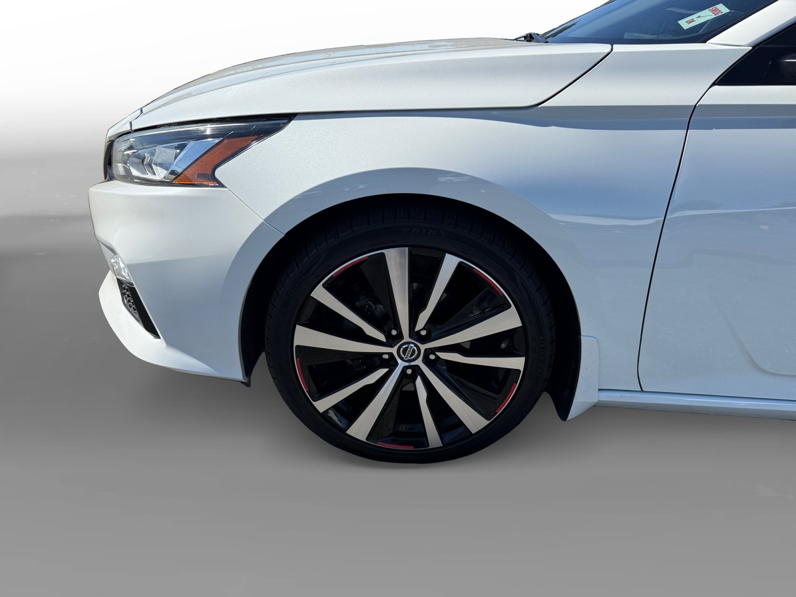 Used 2022 Nissan Altima 2.0 SR FWD image 9