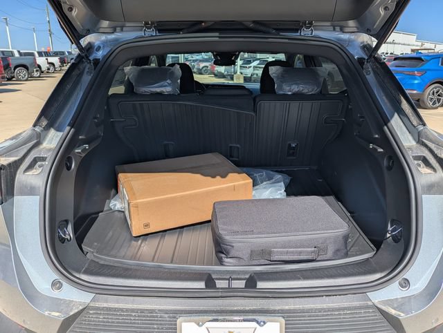 New 2026 Chevrolet Equinox EV LT w/ Comfort Package AWD/4WD image 29