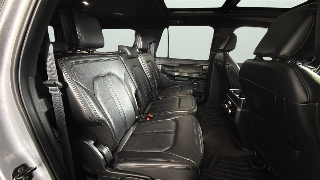 Used 2021 Ford Expedition Max Limited image 46