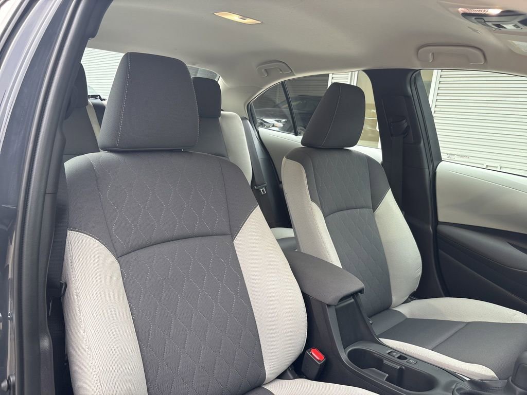 Used 2025 Toyota Corolla LE image 16