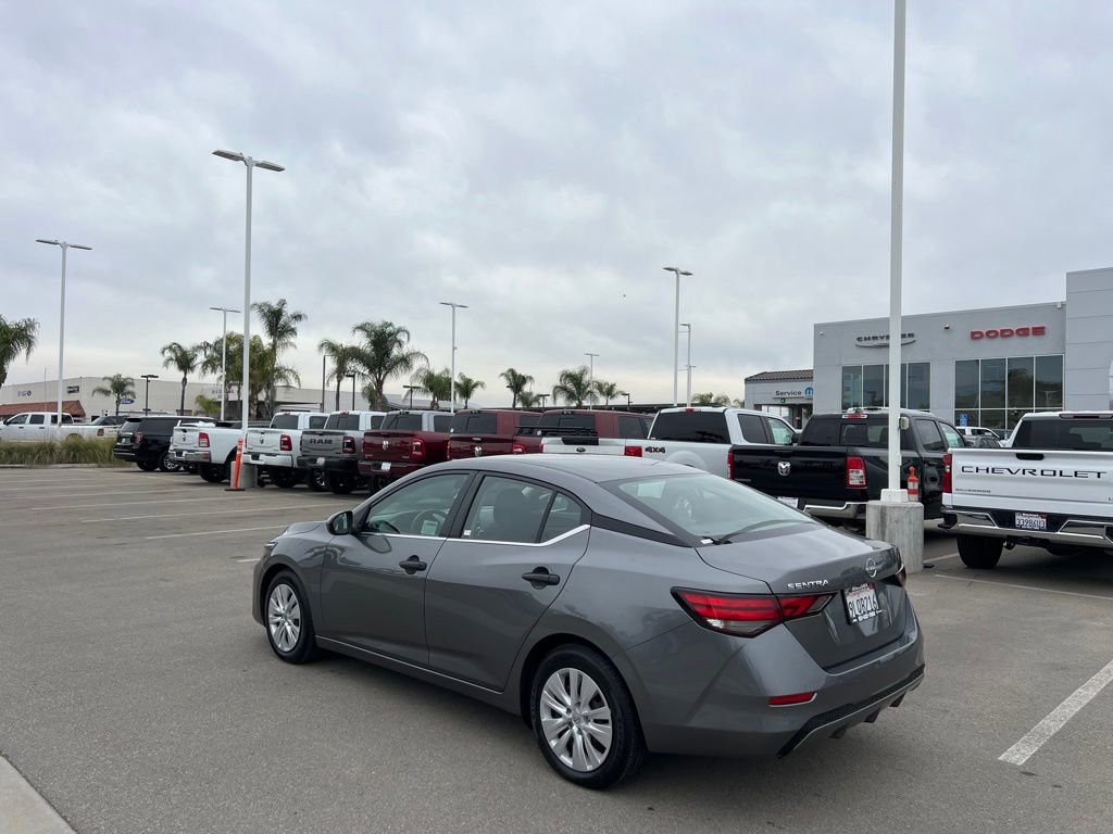 Used 2024 Nissan Sentra S image 6