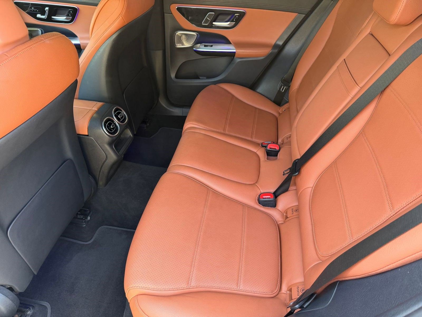 Used 2023 Mercedes-Benz GLC 300 4MATIC image 25