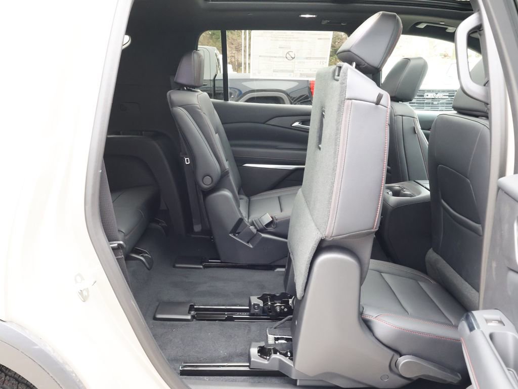 New 2026 Chevrolet Traverse Z71 w/ Enhanced Driving Package image 37