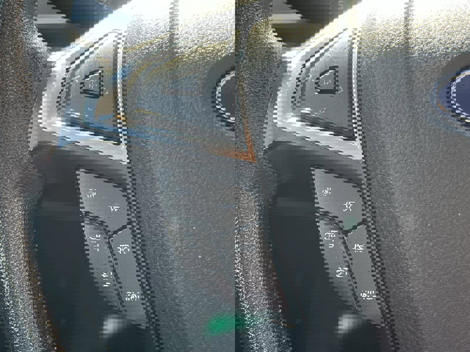 Used 2023 Ford Edge SEL image 27