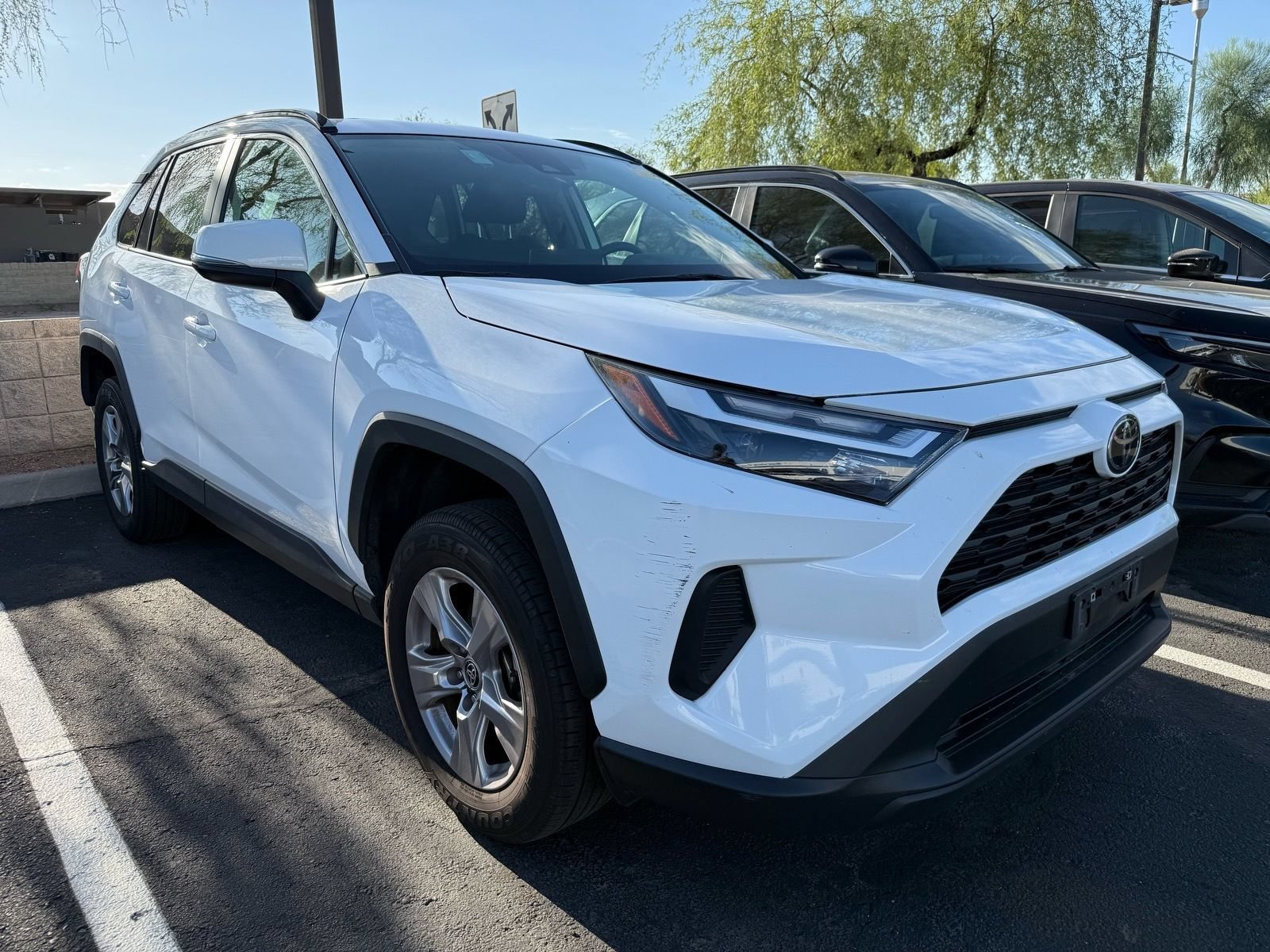Used 2025 Toyota RAV4 XLE AWD/4WD image 5