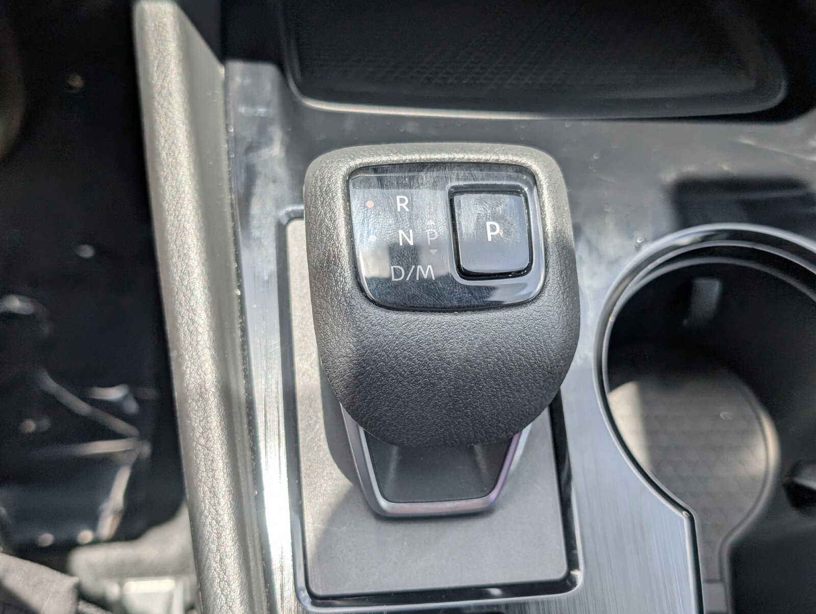 Certified 2024 Nissan Rogue SV image 26