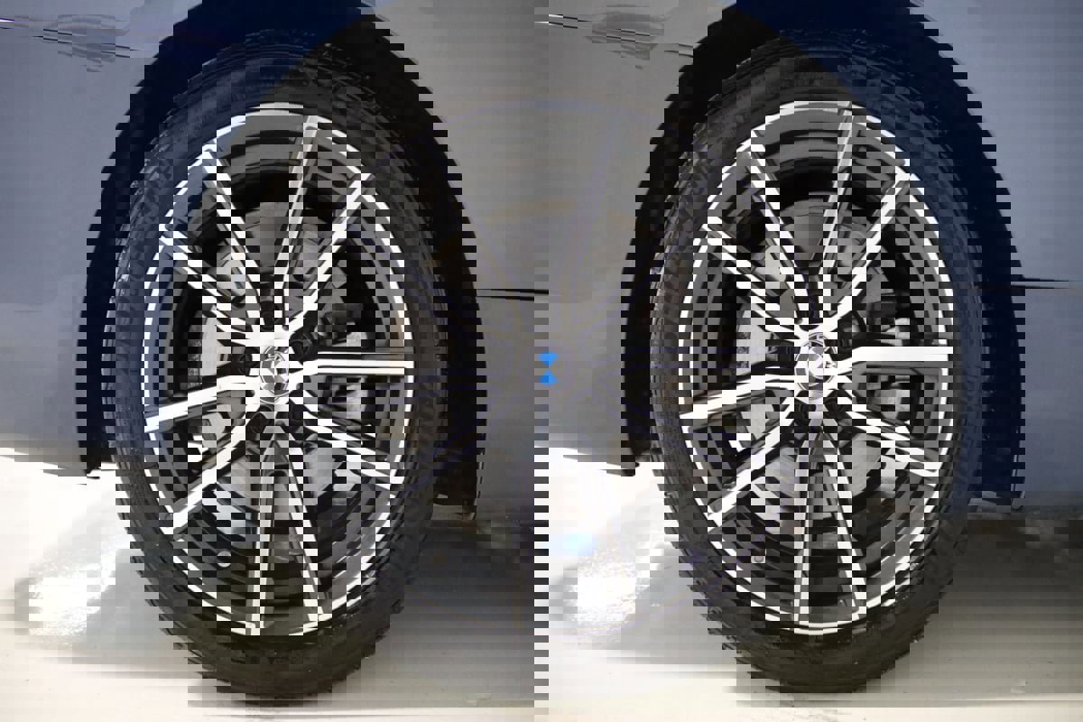 Used 2021 BMW 430i Convertible w/ Premium Package image 79