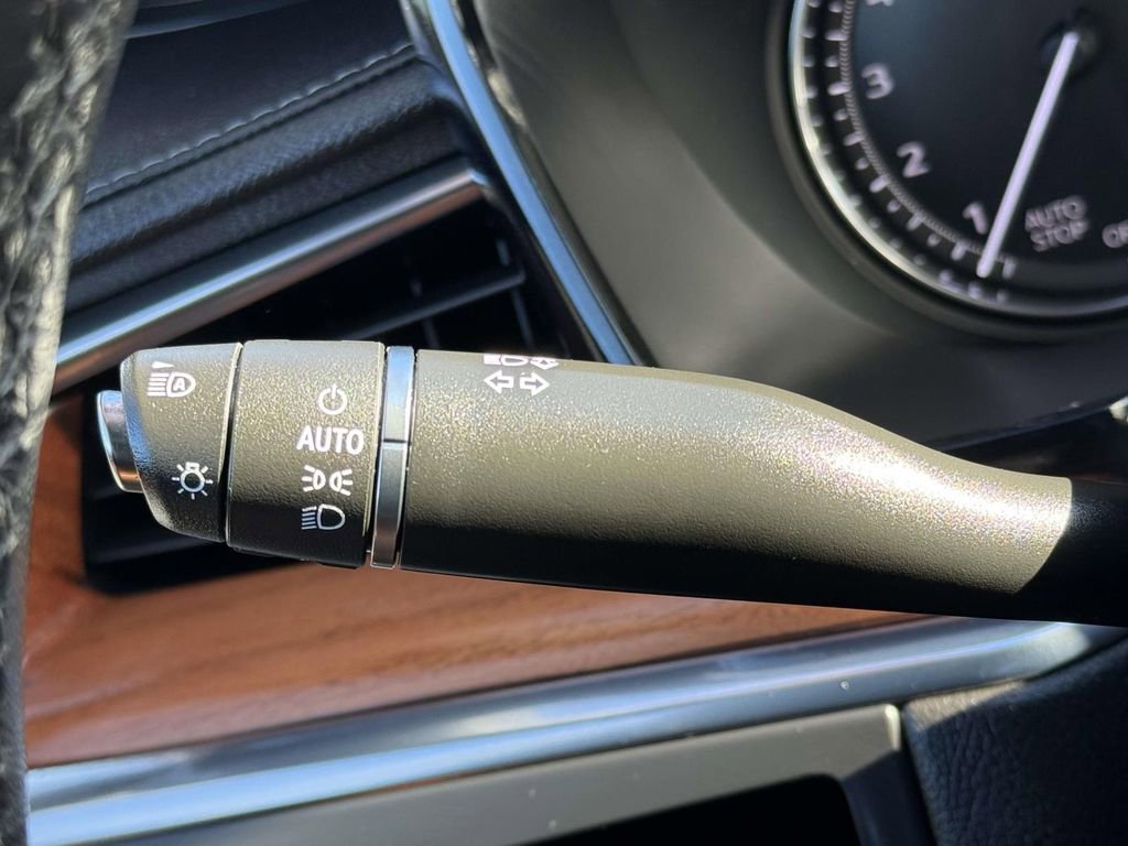 Used 2021 Cadillac XT5 Premium Luxury image 26