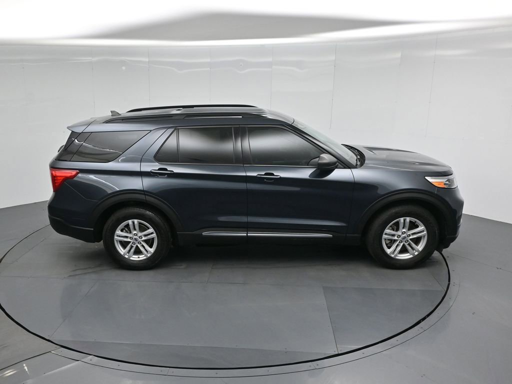 Certified 2024 Ford Explorer XLT image 39