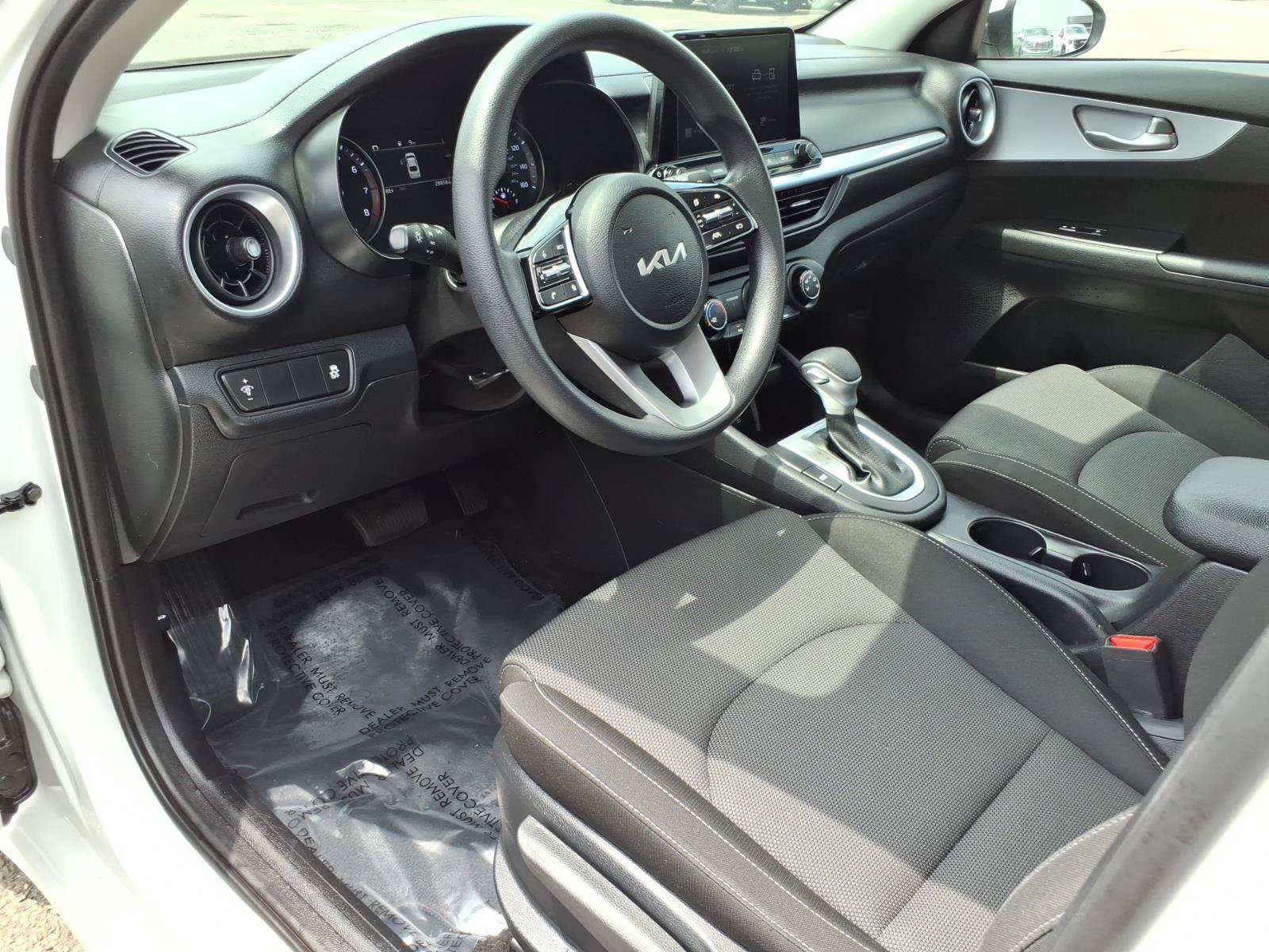 Used 2024 Kia Forte LXS FWD image 11