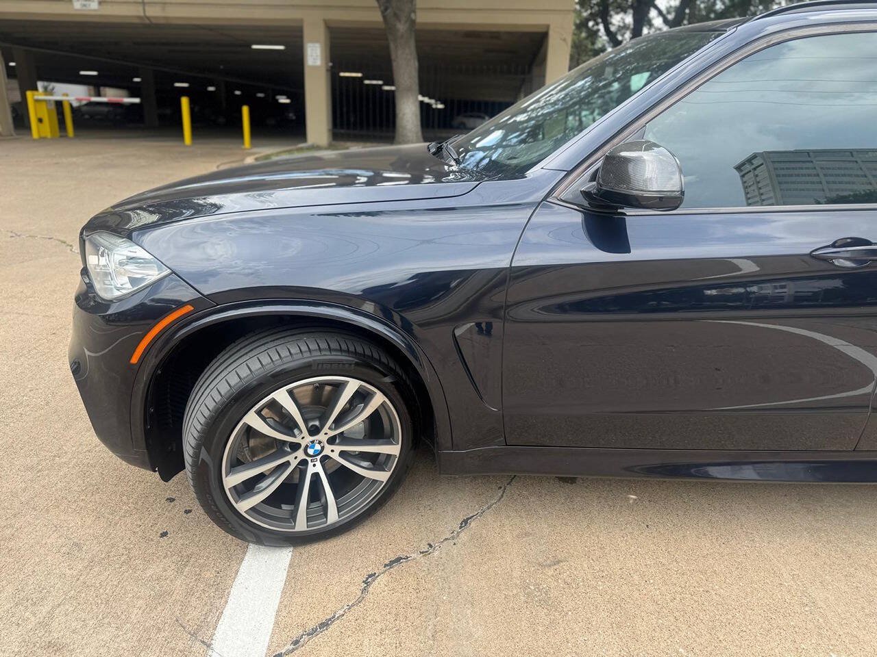 Used 2016 BMW X5 xDrive50i AWD/4WD image 4