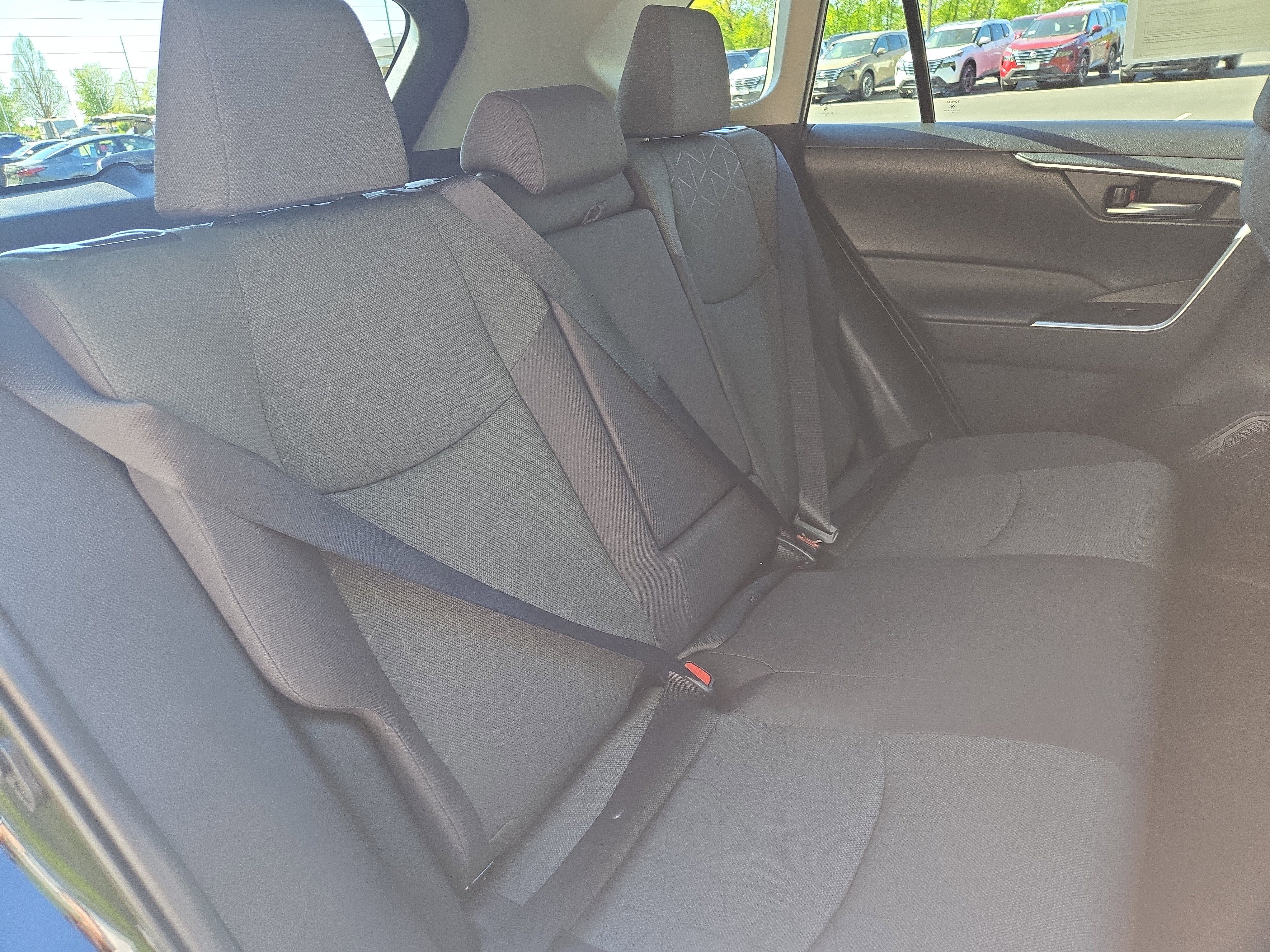 Used 2024 Toyota RAV4 XLE image 28