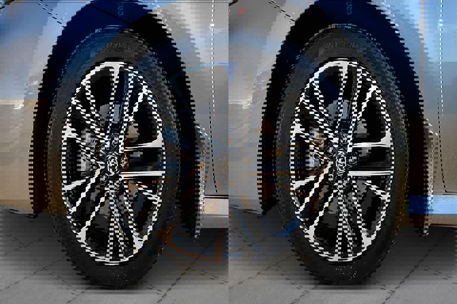 Used 2025 Toyota Camry XLE image 11