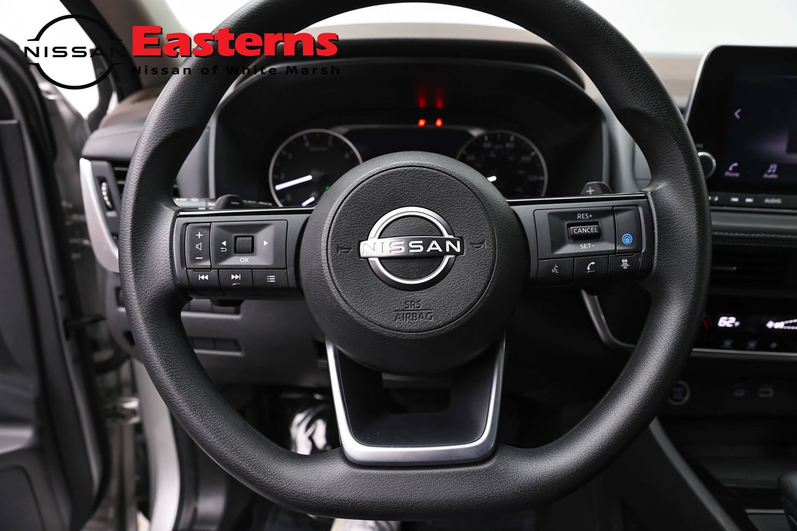 Used 2023 Nissan Rogue SV AWD/4WD image 10