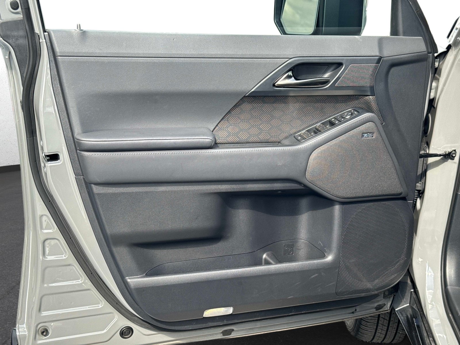 Certified 2025 Lexus GX 550 w/ Accessory Package (Z1) AWD/4WD image 19
