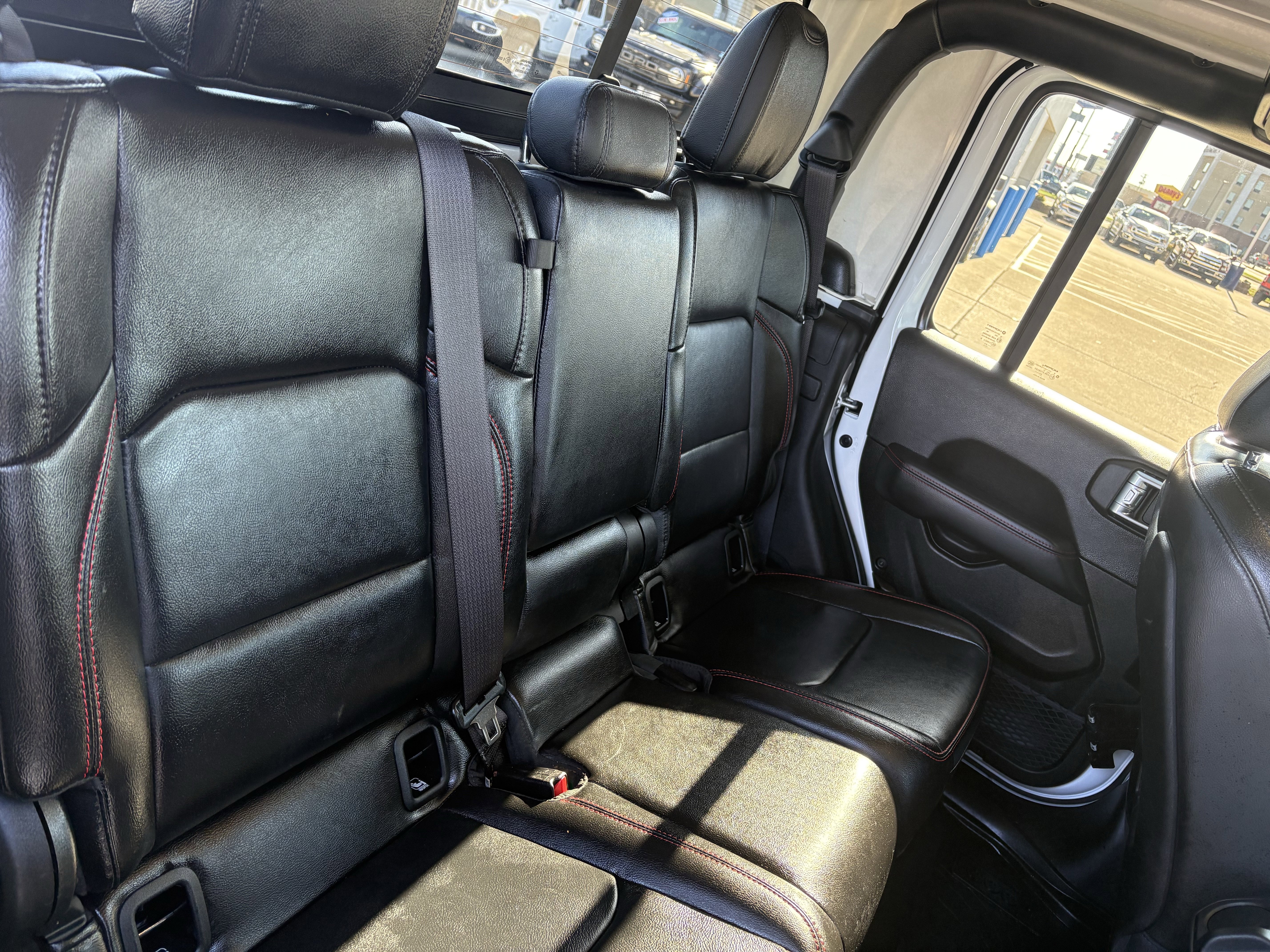 Used 2021 Jeep Gladiator Rubicon image 8