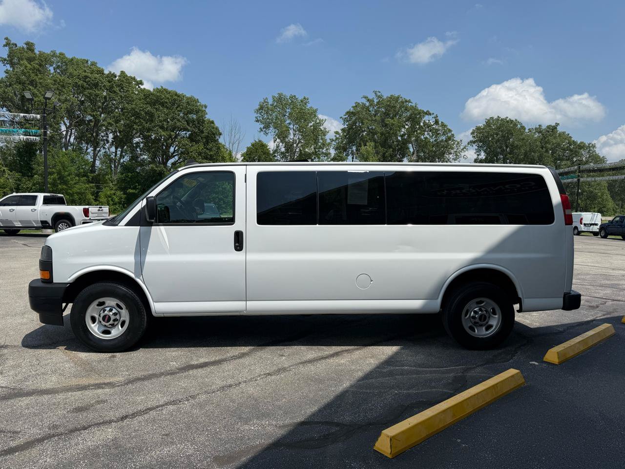 Used 2018 GMC Savana 3500 LS RWD image 6