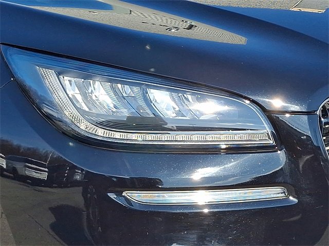 Used 2022 Lincoln Corsair AWD w/ Equipment Group 101A image 9