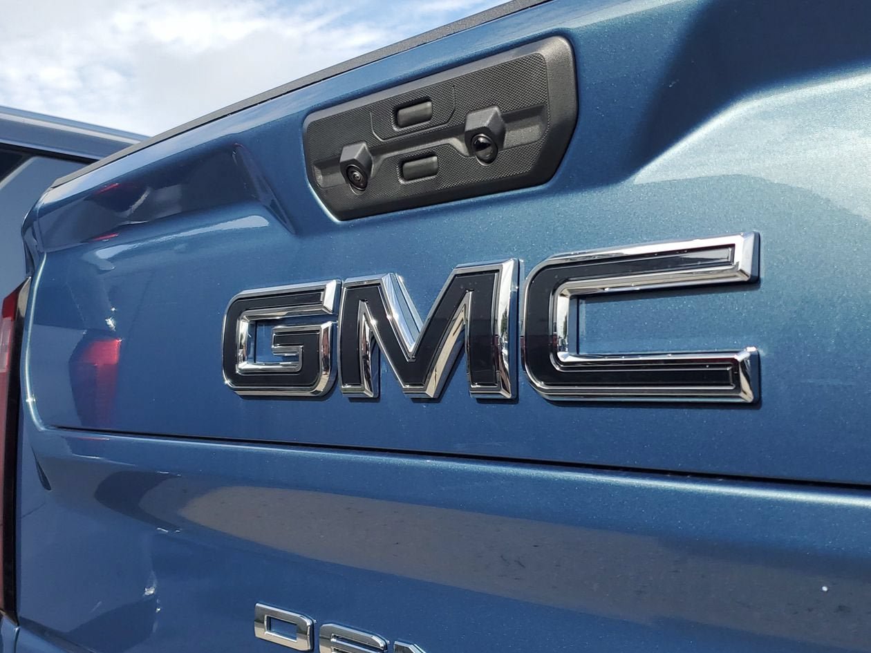 New 2026 GMC Sierra 3500 Denali Ultimate AWD/4WD image 7