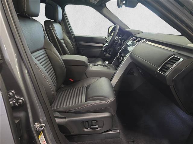 Used 2026 Land Rover Discovery Limited Edition AWD/4WD image 10