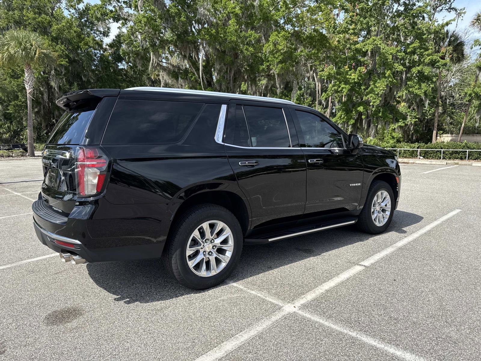 Used 2023 Chevrolet Tahoe Premier AWD/4WD image 3