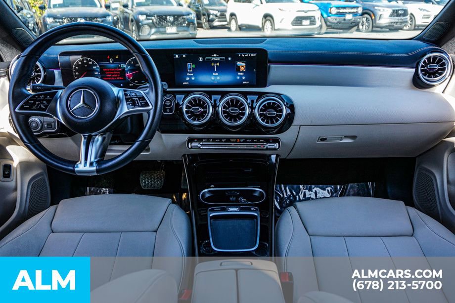 Used 2024 Mercedes-Benz CLA 250 image 25