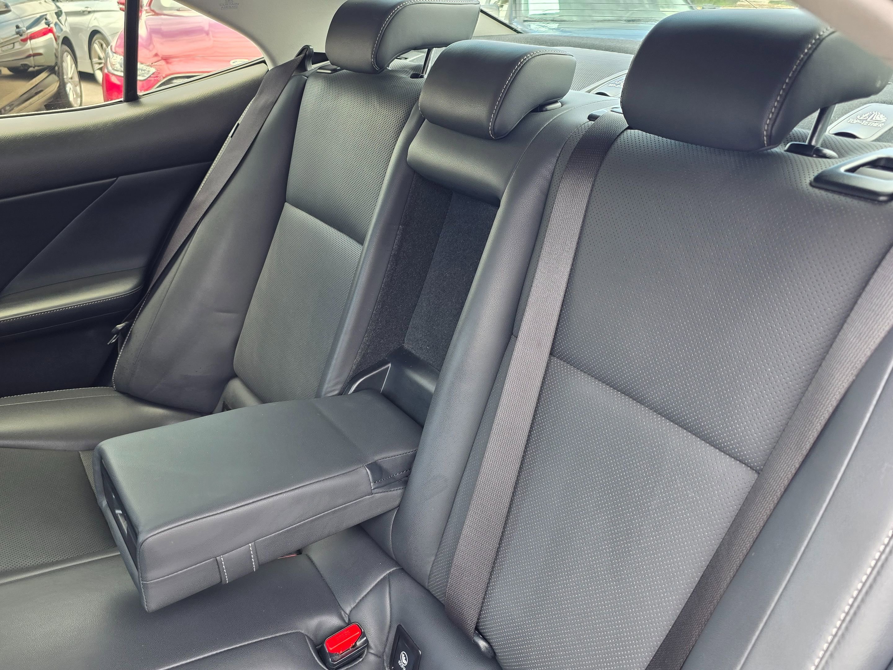 Used 2014 Lexus IS 250 RWD image 17