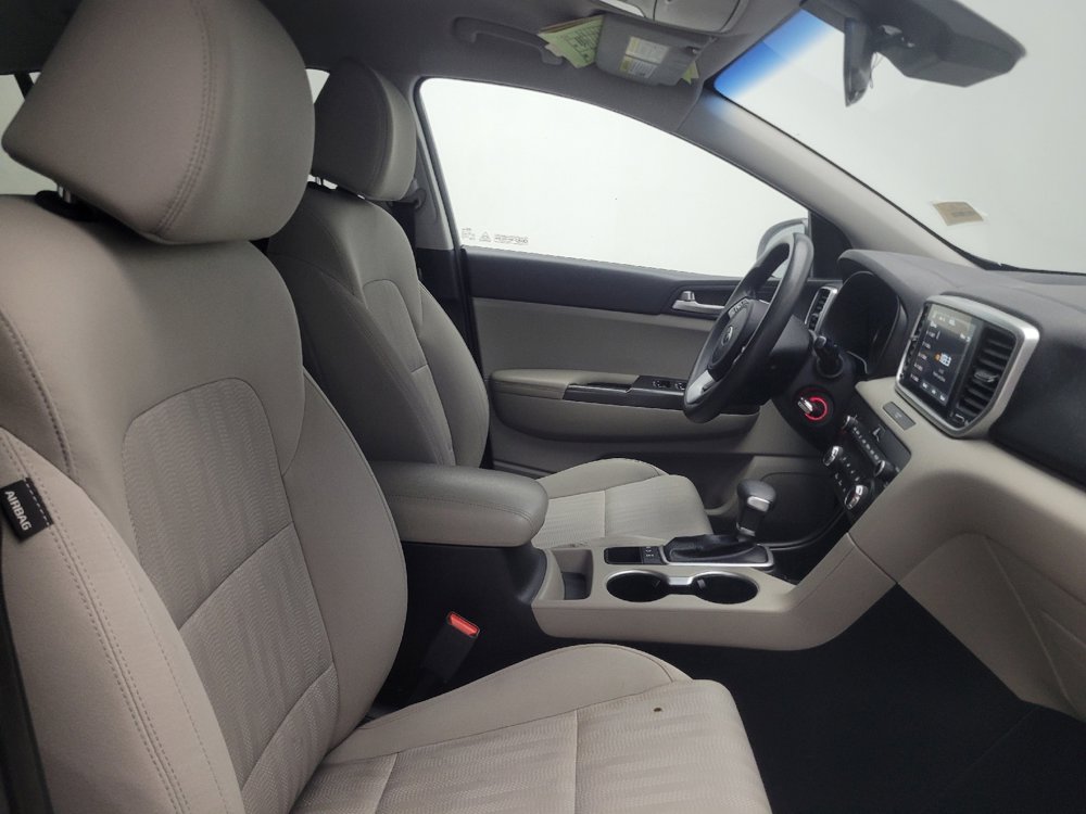 Used 2020 Kia Sportage LX image 21