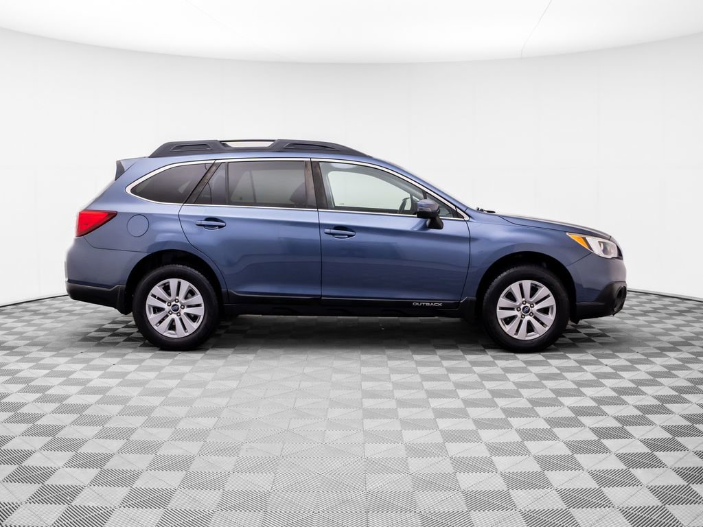 Used 2017 Subaru Outback 2.5i Premium AWD/4WD image 8
