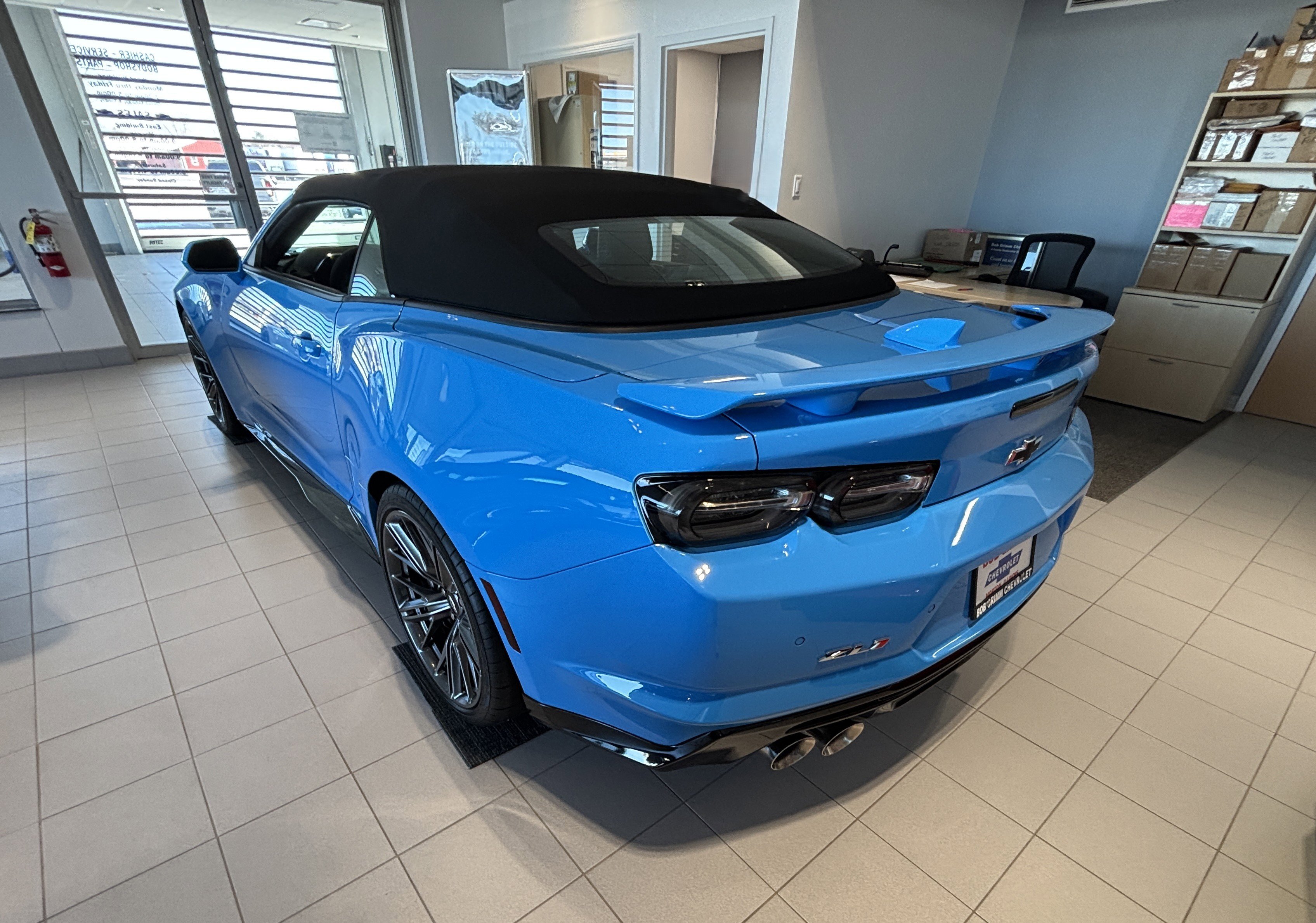 Used 2022 Chevrolet Camaro ZL1 image 3