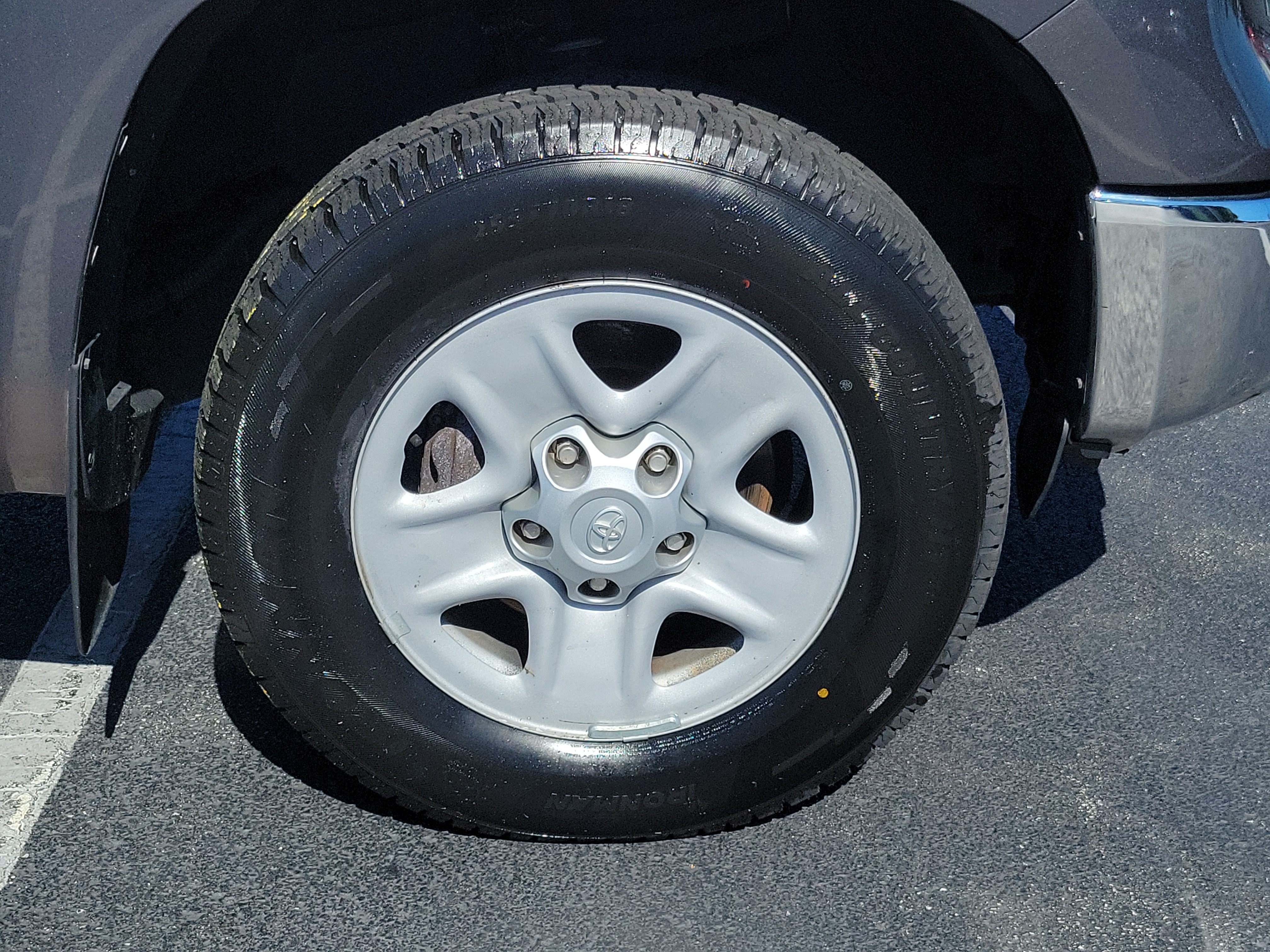 Used 2018 Toyota Tundra SR5 RWD image 6