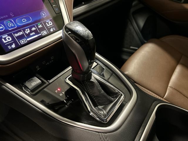 Used 2022 Subaru Outback Touring AWD/4WD image 18