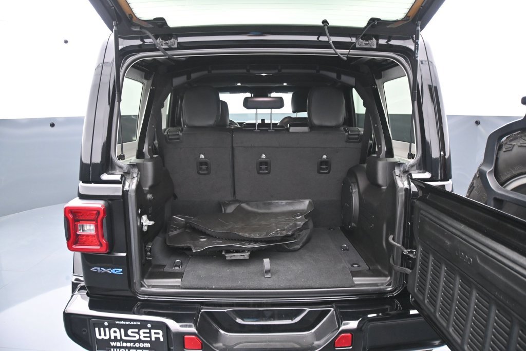 Used 2024 Jeep Wrangler High Altitude AWD/4WD image 16