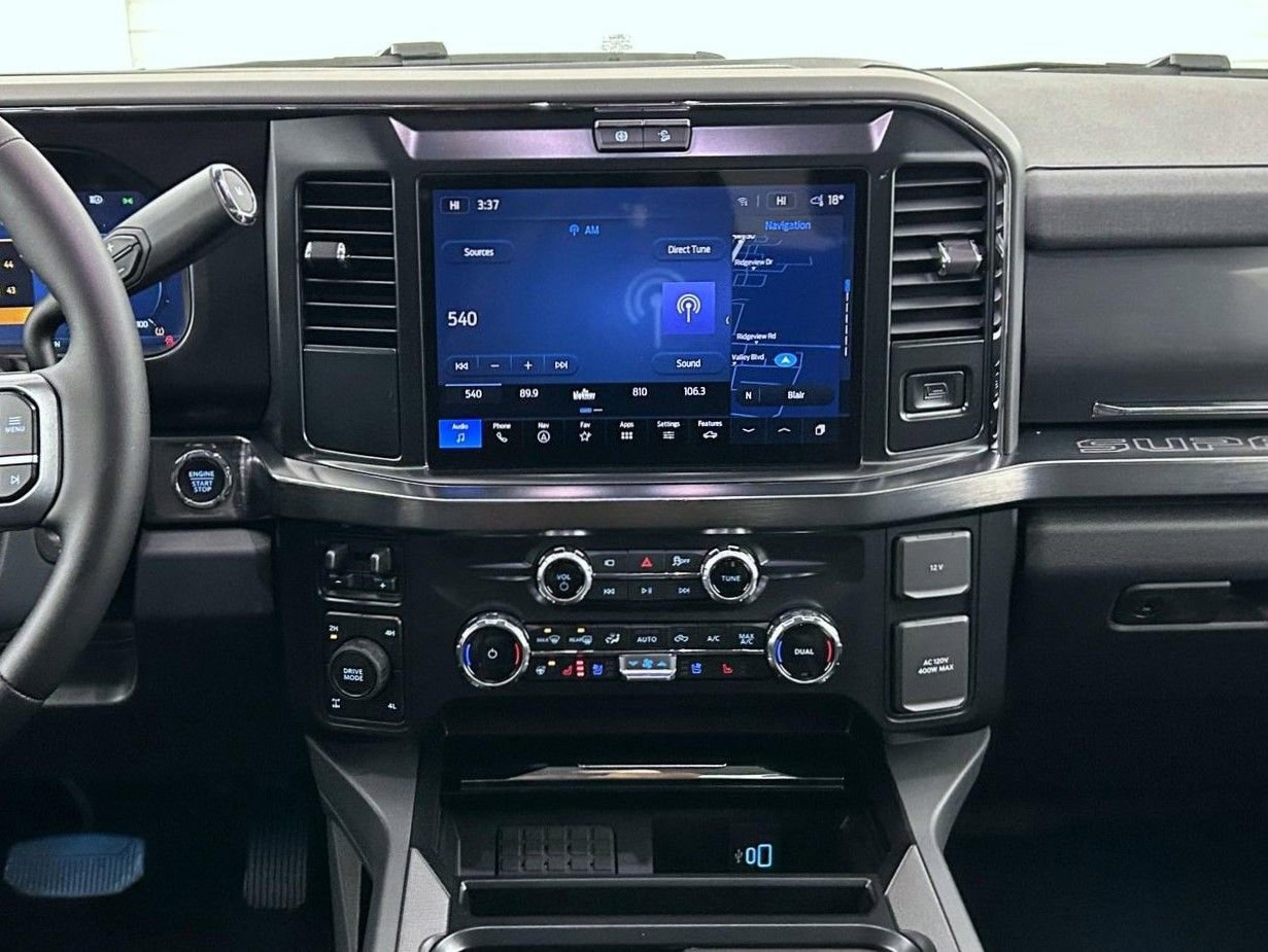 New 2026 Ford F250 Lariat w/ Chrome Package image 12