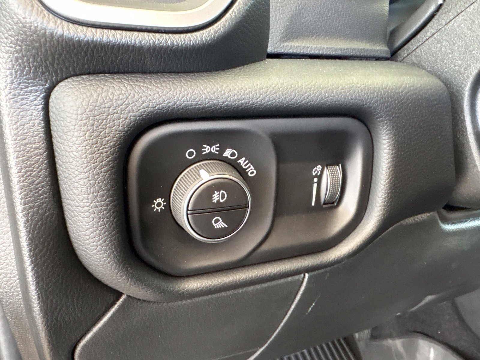 New 2026 RAM 2500 Lone Star AWD/4WD image 12