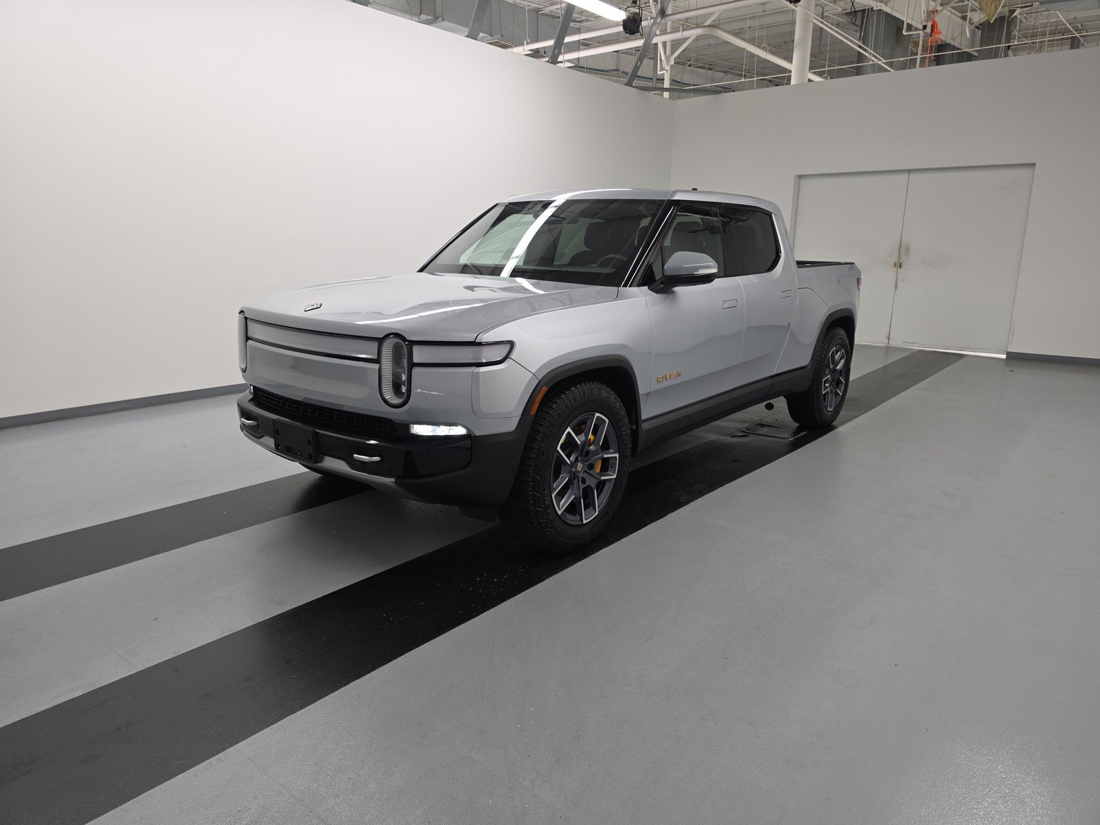 Used 2022 Rivian R1T Adventure