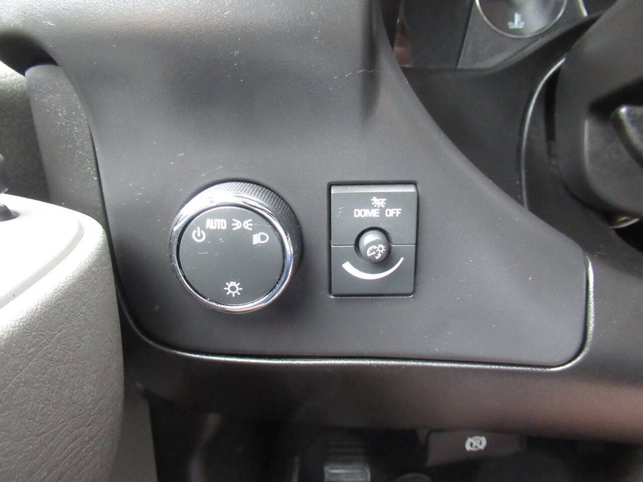 Used 2025 Chevrolet Express 3500 LT w/ LT Preferred Equipment Group RWD image 27