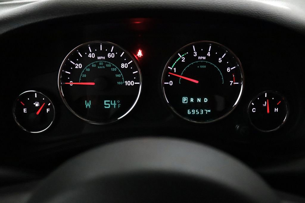 Used 2017 Jeep Wrangler Sport AWD/4WD image 3