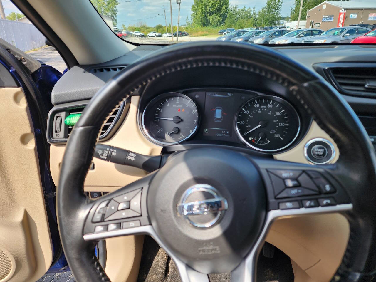 Used 2017 Nissan Rogue SL w/ SL Premium Package image 17