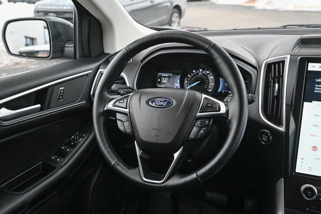 Certified 2024 Ford Edge SEL w/ Convenience Package image 32