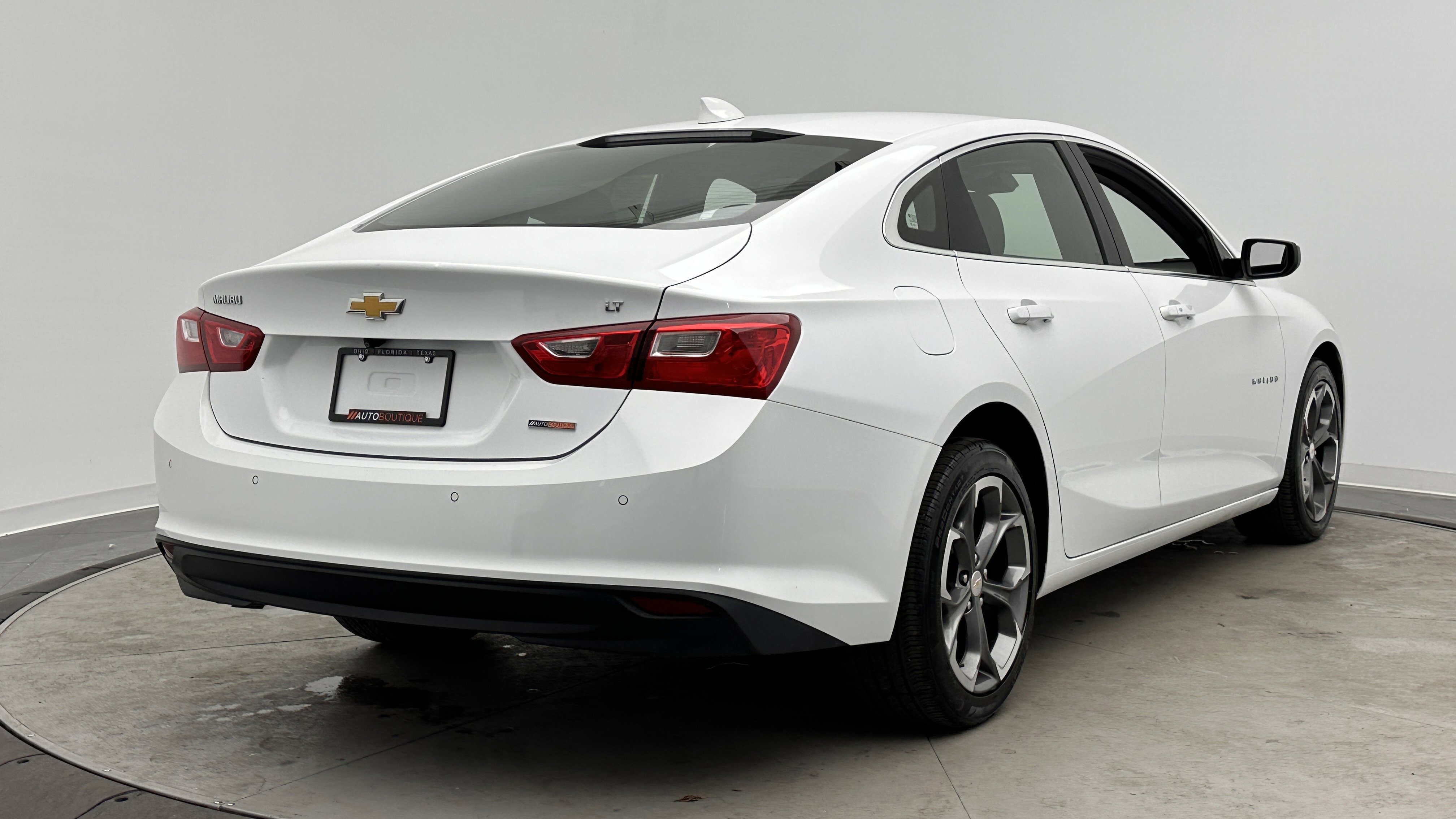 Used 2024 Chevrolet Malibu LT FWD image 7