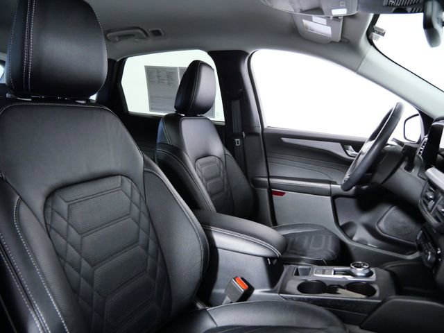 Certified 2023 Ford Escape Platinum w/ Premium Technology Package AWD/4WD image 11