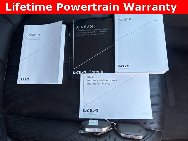 Used 2024 Kia Sorento S image 6