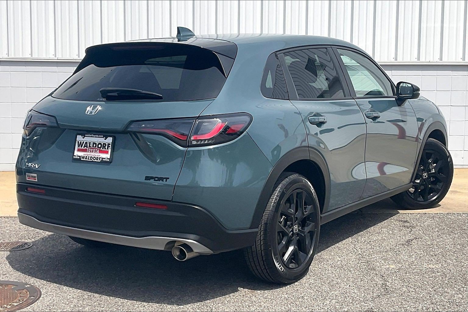 Used 2023 Honda HR-V Sport image 17