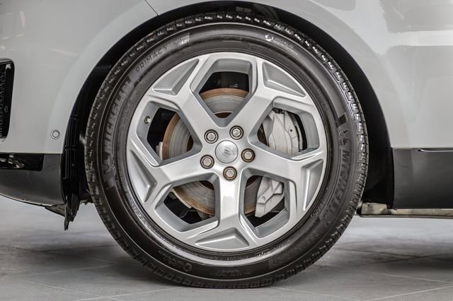 Used 2018 Land Rover Range Rover Sport HSE image 13