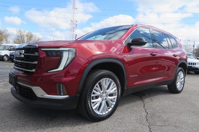 Used 2024 GMC Acadia Elevation image 4