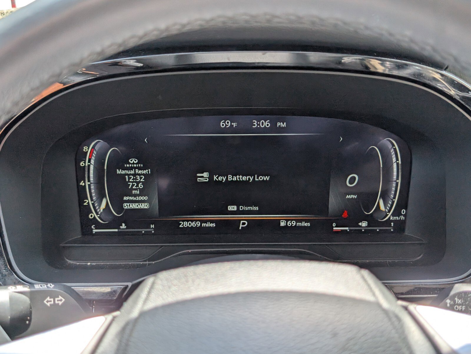 Used 2023 INFINITI QX60 Luxe w/ Performance Audio Package FWD image 24