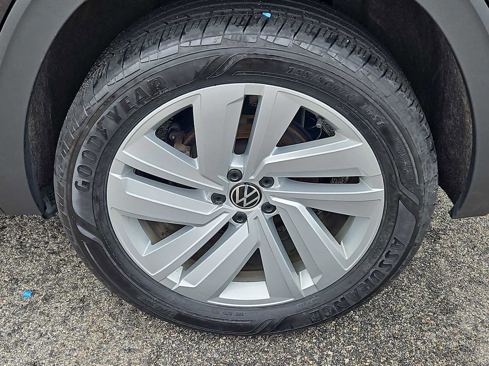 Used 2023 Volkswagen Atlas Cross Sport SE image 8