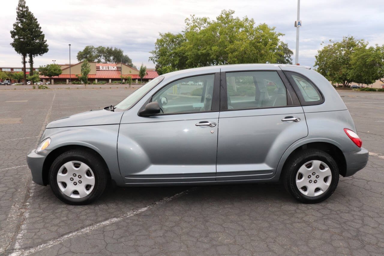 Used 2009 Chrysler PT Cruiser FWD image 5