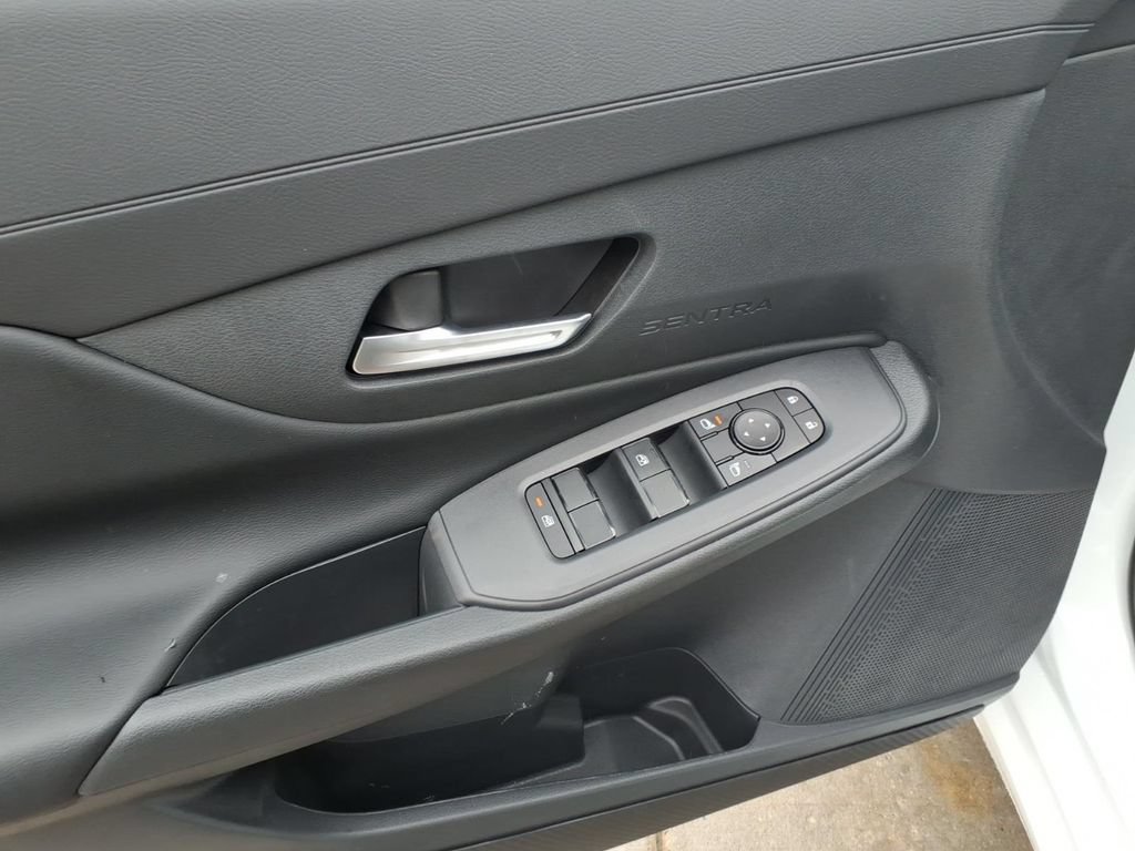 New 2026 Nissan Sentra SV w/ SV Convenience Package FWD image 14